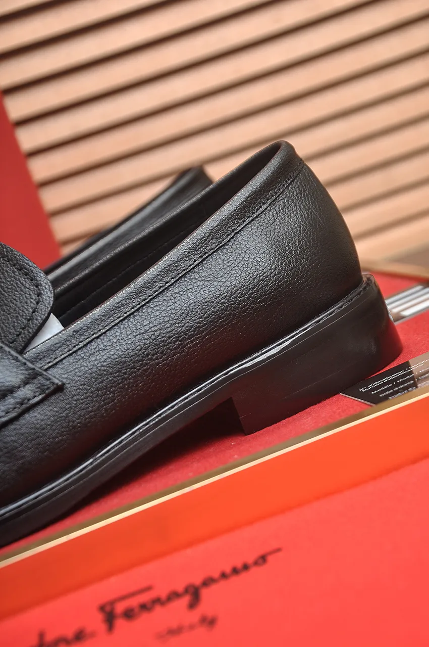 Men's shoes 💰460💶 [Ferragamo/Ferragamo] The latest model in the counter. Original imported open-sided high-quality cowhide hand-woven + imported 🐂 cowhide + original luxury metal buckle + original combined outsole. Comparison without pressure 38--45 (45 custom-made)